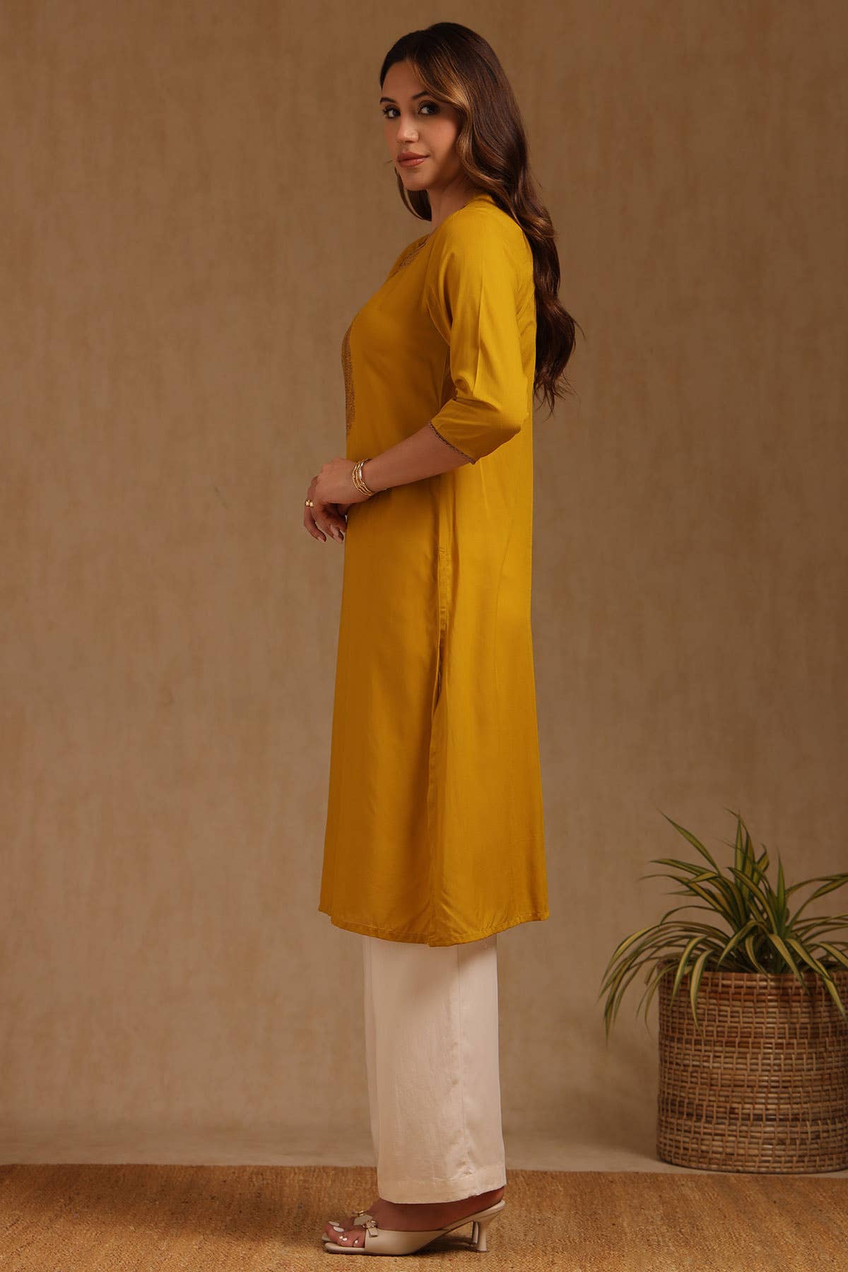 Mustard Rayon Embroidered Kurta With Thread Work - View 4