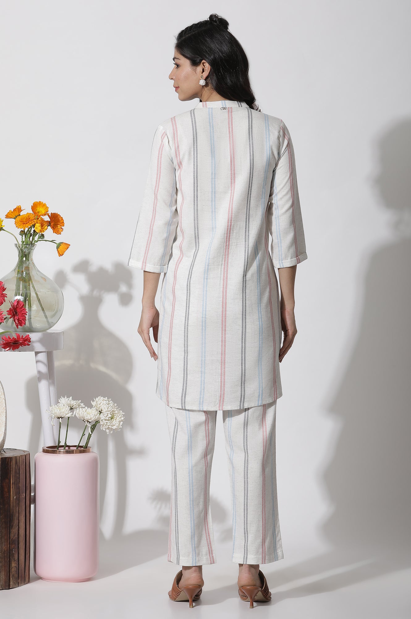 White Stripe Printed Pintuck Tunic And Pants Co-Ord Set - View 7